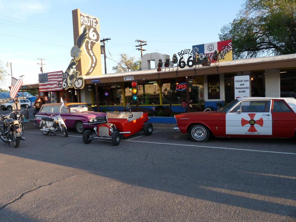 Deluxe Inn Seligman Exterior photo
